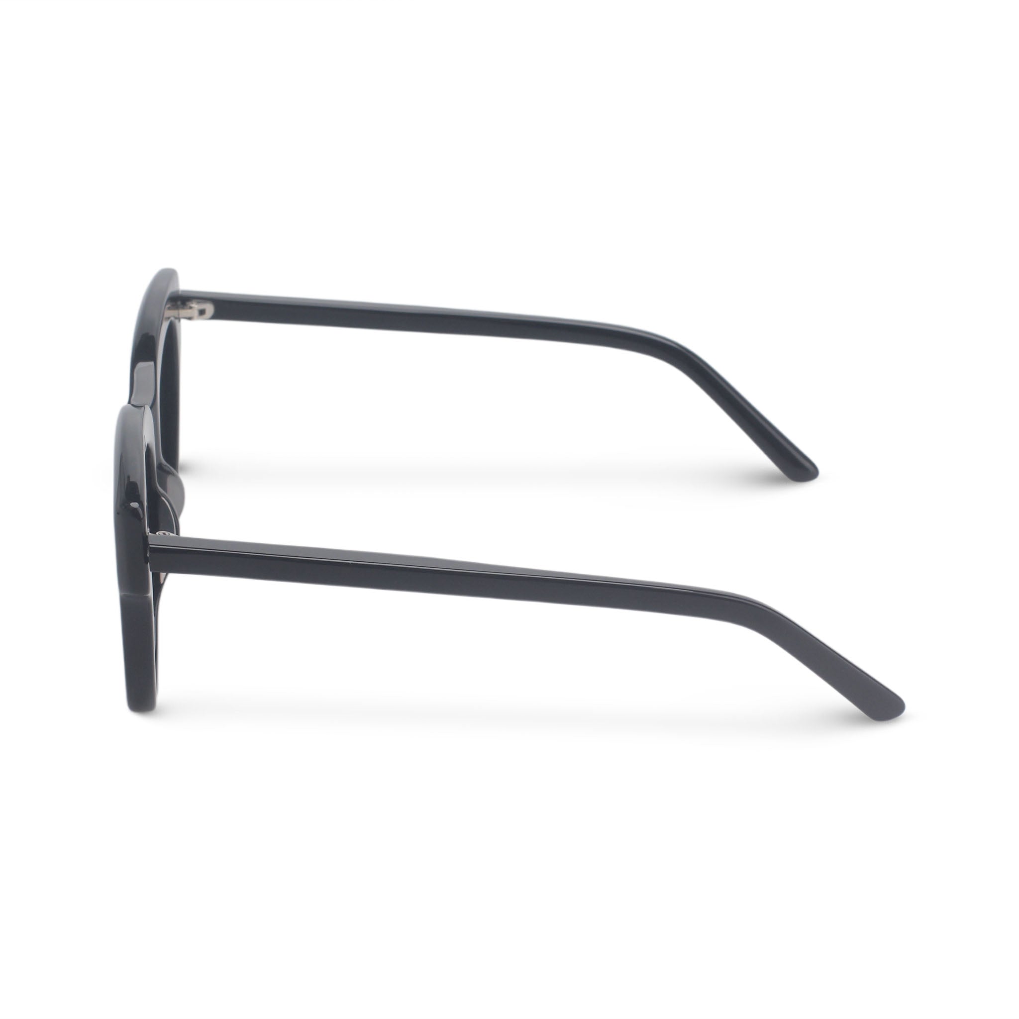 Cat-eye black bold sunglasses