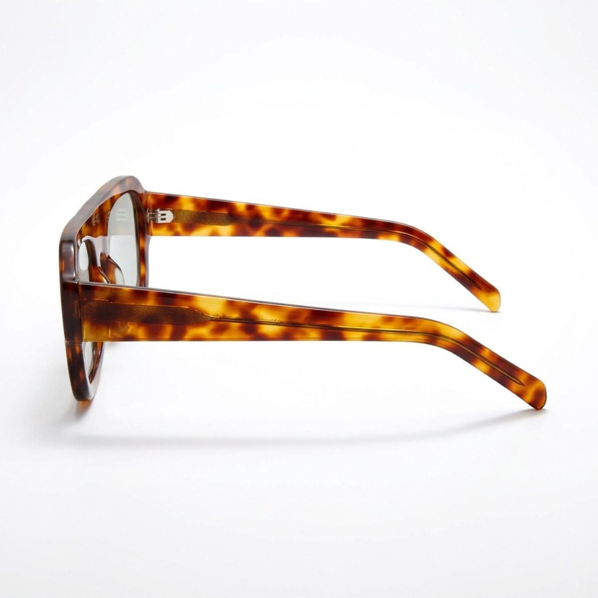 Aviator orange tortoise sunglasses