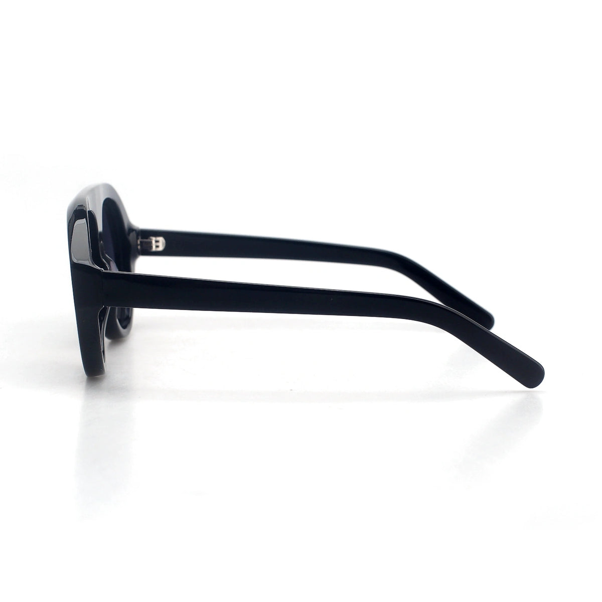 Sorrento pilot black sunglasses